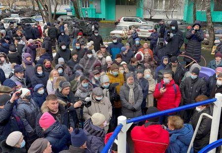 Жители Лосиноостровского и Ярославского районов выступили против строительства малыгинской эстакады.